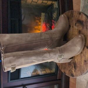 Dr. Scholl's Tan Heeled Boots